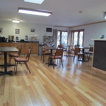 Cherry Lane Motor Inn Amish Country Ronks Εξωτερικό φωτογραφία