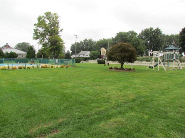 Cherry Lane Motor Inn Amish Country Ronks Εξωτερικό φωτογραφία